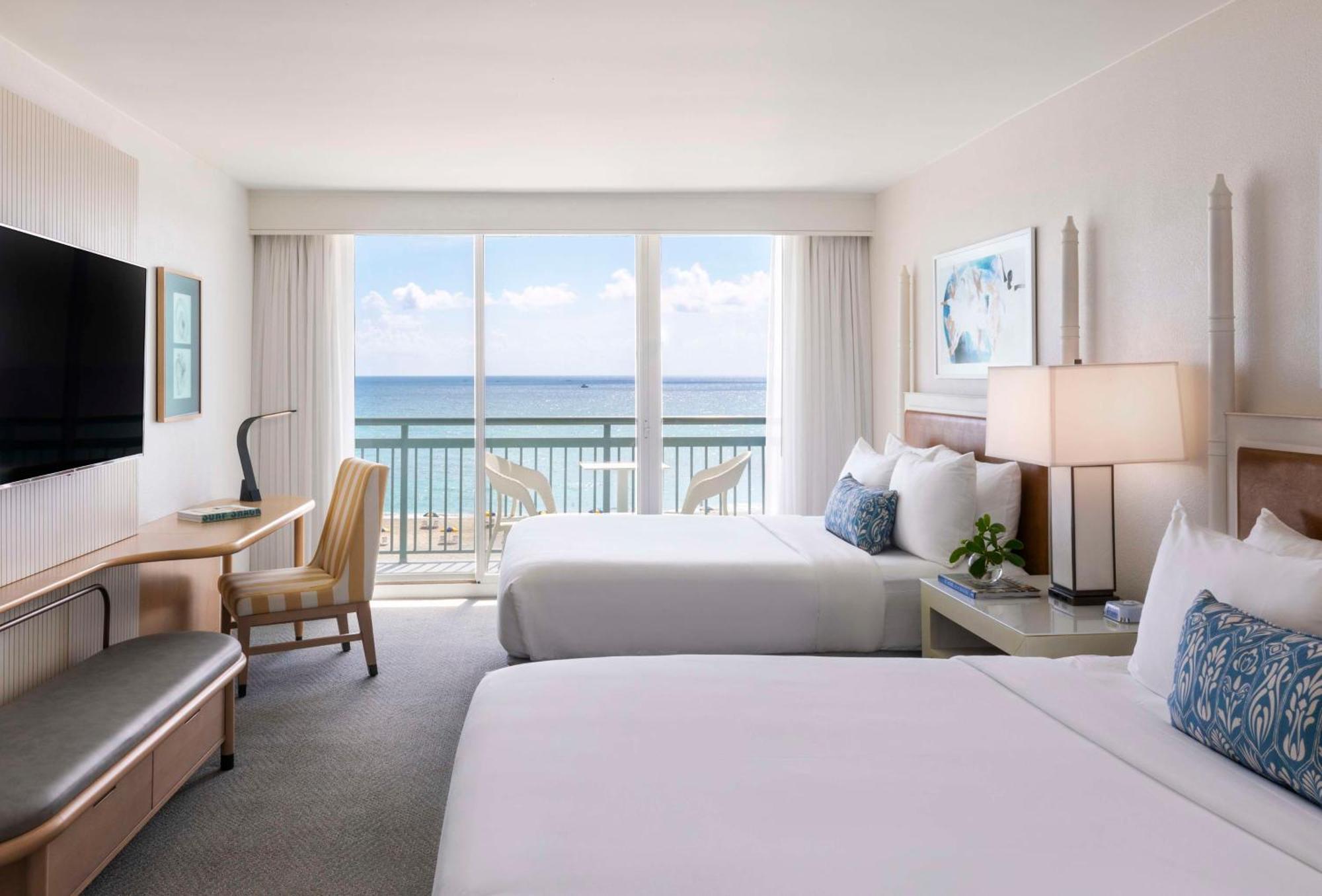 The Singer Oceanfront Resort, Curio Collection By Hilton Riviera Beach Kültér fotó